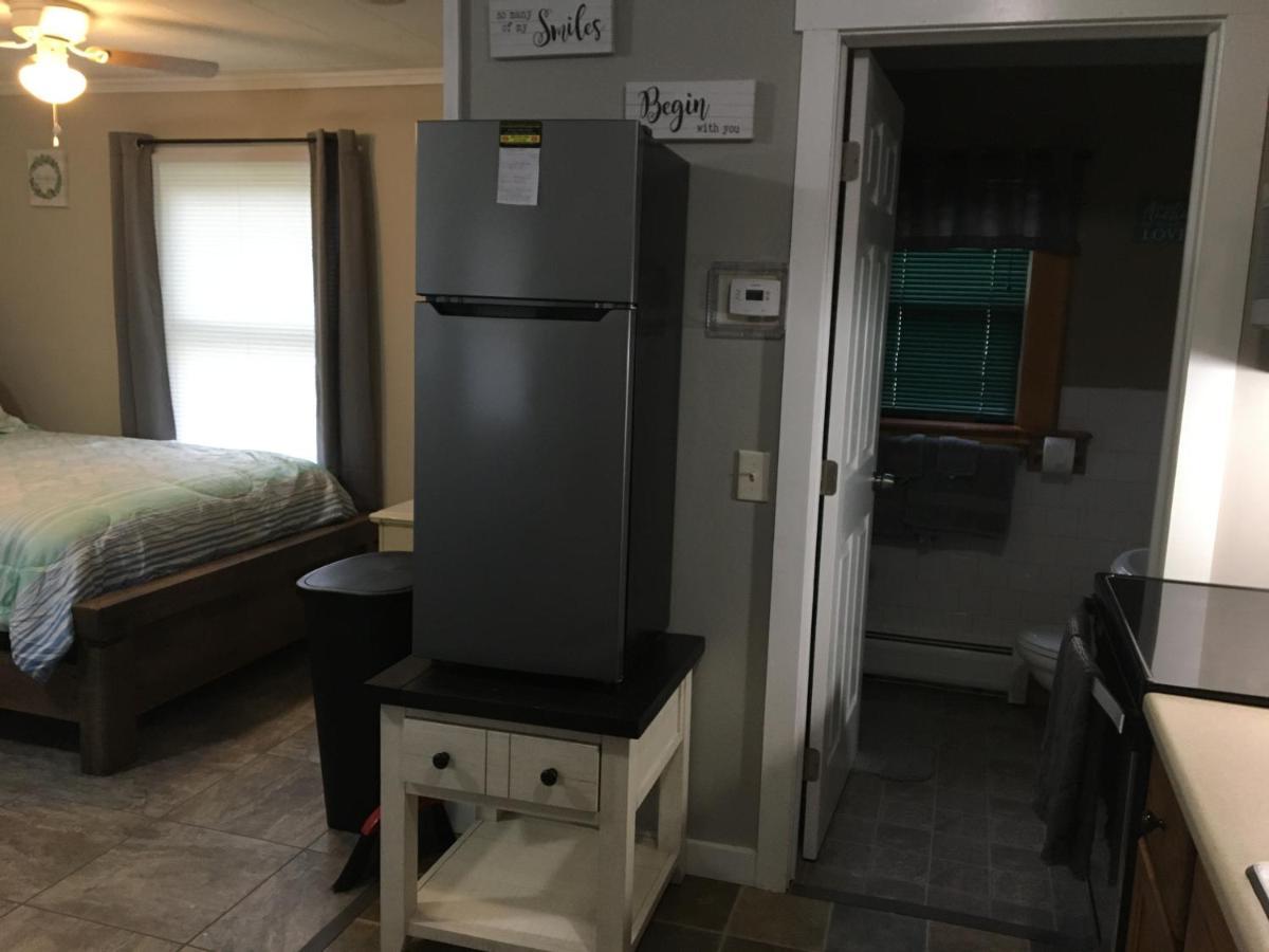 Just Like Being At Home- Newly Renovated Unit North Troy Exterior foto